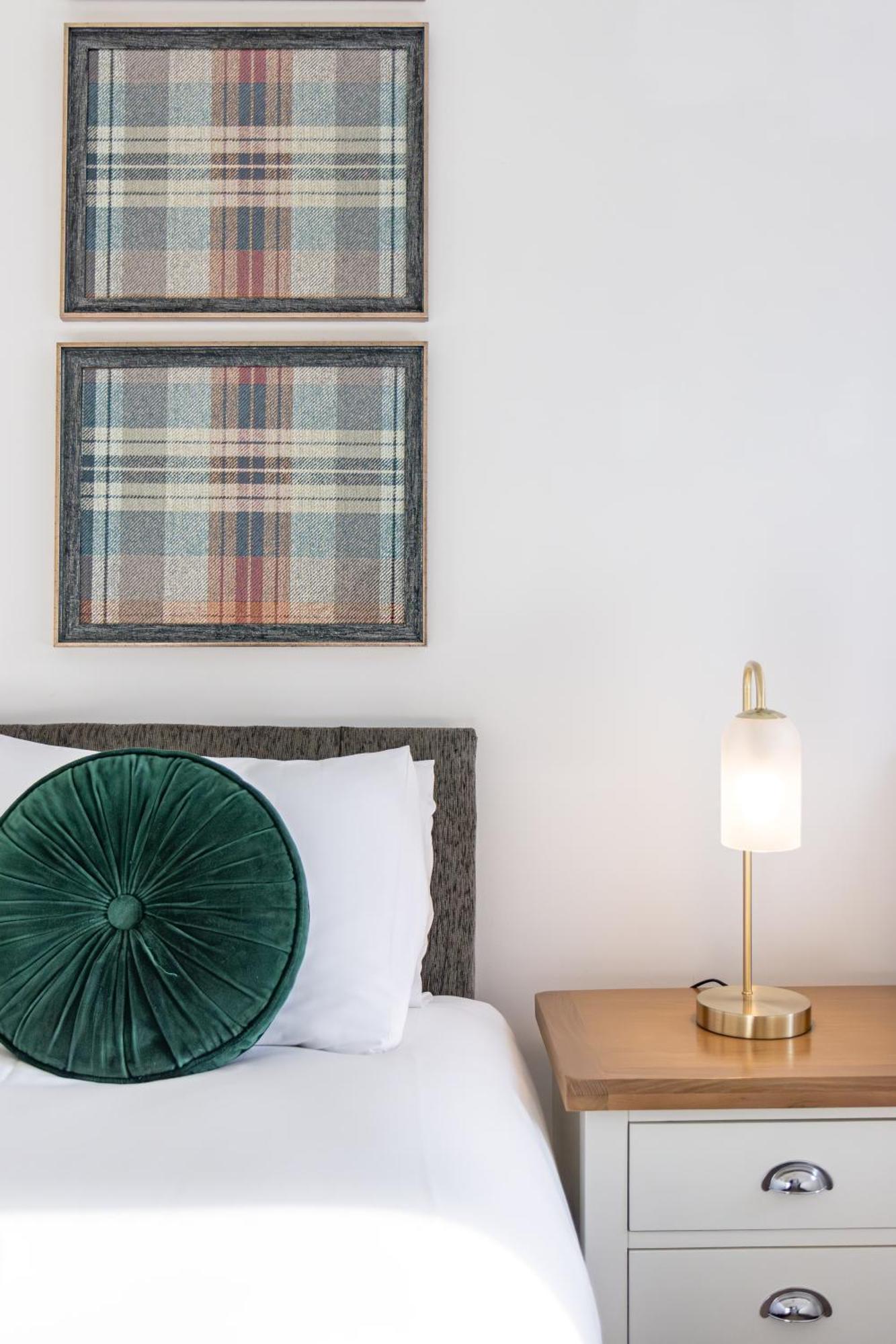 Thistle Do Nessly Inverness Ngoại thất bức ảnh